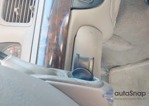 2005 Mercury Grand Marquis Gs из США, поврежденный, VIN 2MEFM74W15X653756